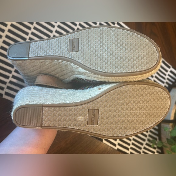 Toms Multicolor Woven Wedge Sandals Women’s Size 12 - Picture 5 of 7